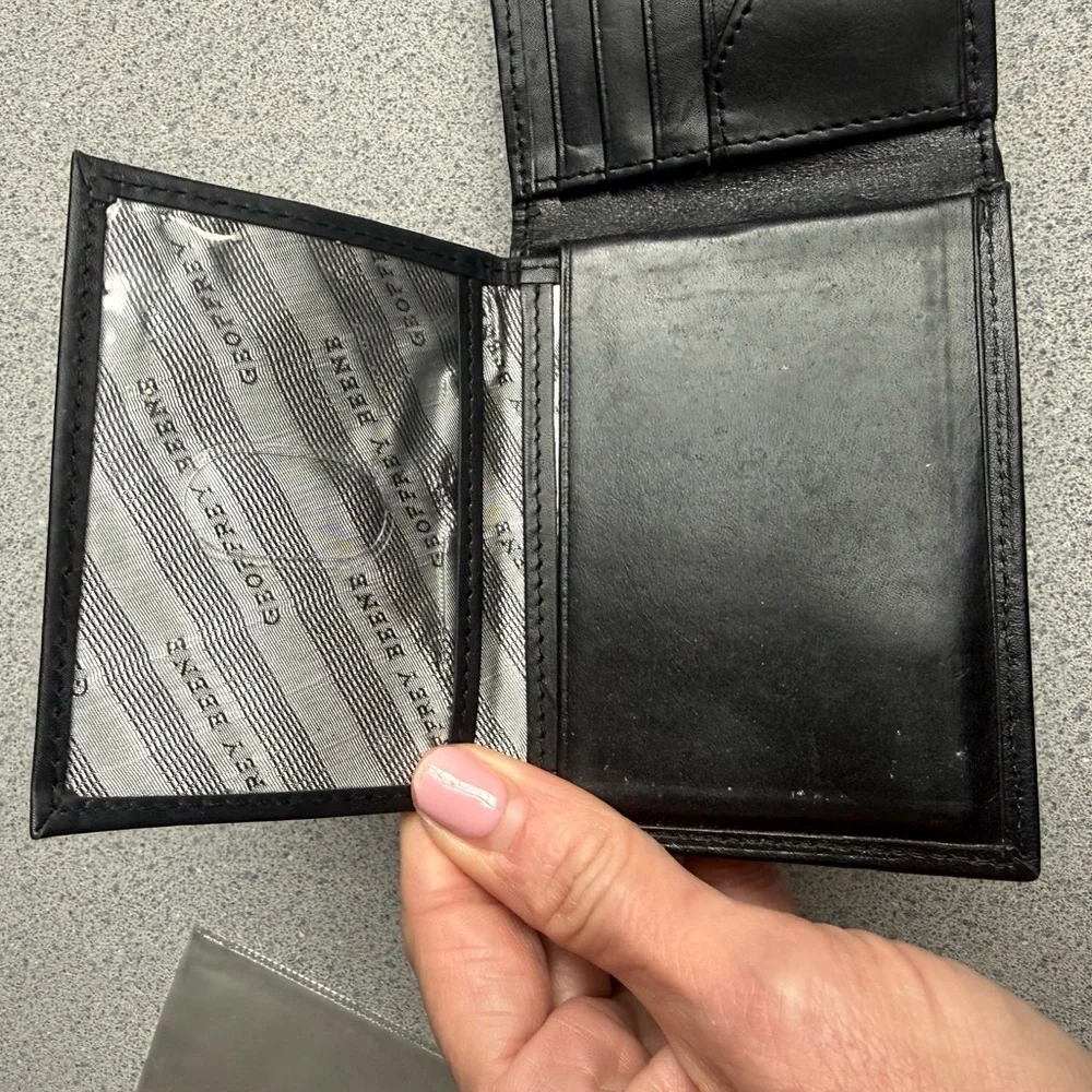Geoffrey Beene classic black